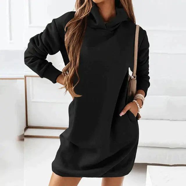 Kapuzenkleid von Amela Joliè-Dalson-Schwarz-S-Dalson.ch